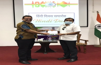High Commission of India celebrated Hindi Diwas with several competitions, quiz, poetry recitals & High Commissioner awarding prizes to the winners.